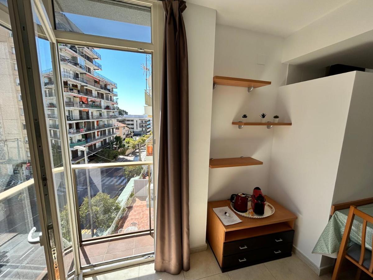 Apartaments Superiors Mtb Only Couples Lloret de Mar Zewnętrze zdjęcie