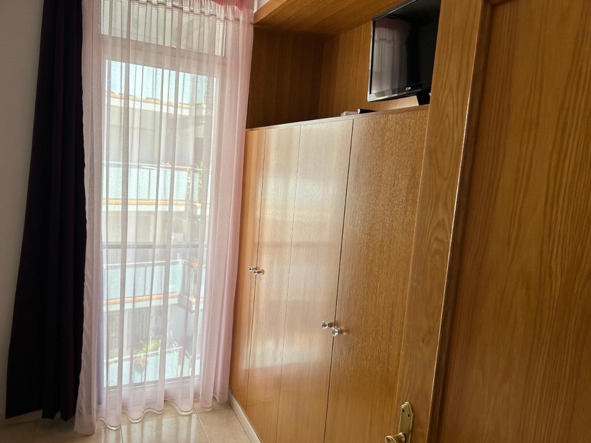 Apartaments Superiors Mtb Only Couples Lloret de Mar Zewnętrze zdjęcie