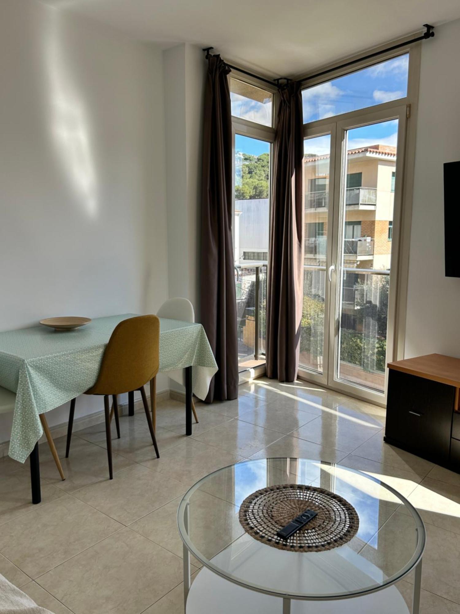 Apartaments Superiors Mtb Only Couples Lloret de Mar Zewnętrze zdjęcie
