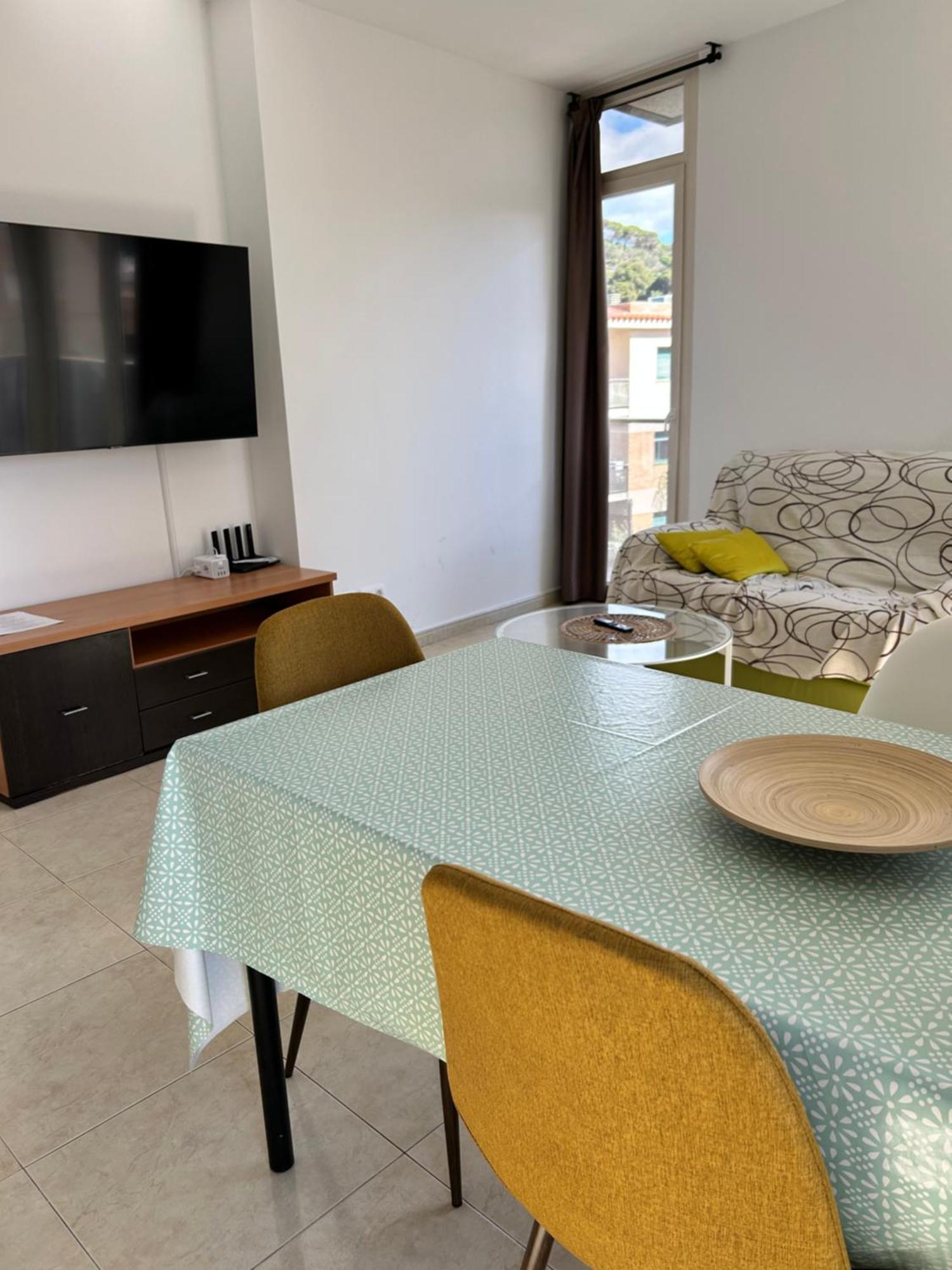 Apartaments Superiors Mtb Only Couples Lloret de Mar Zewnętrze zdjęcie