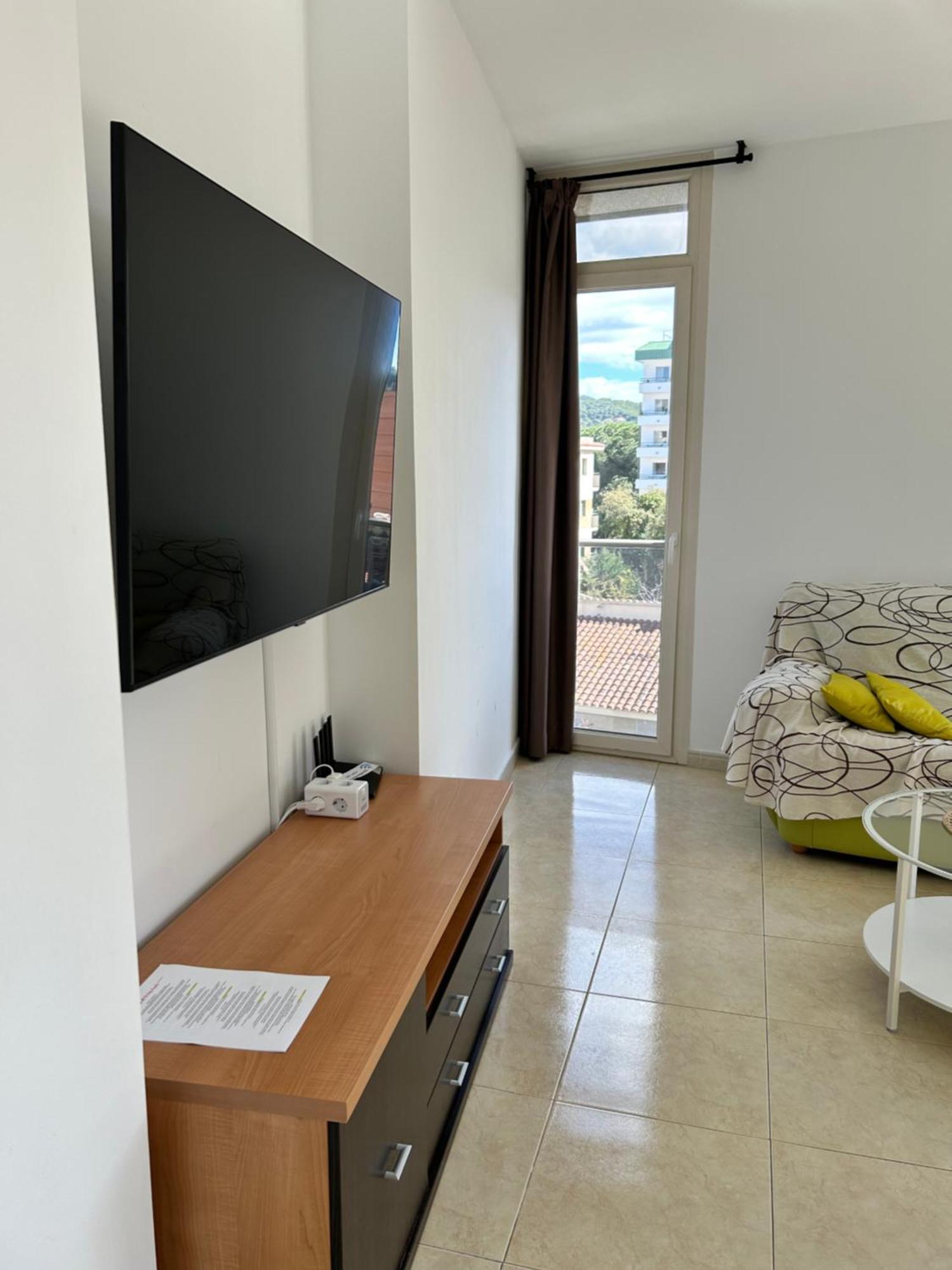 Apartaments Superiors Mtb Only Couples Lloret de Mar Zewnętrze zdjęcie